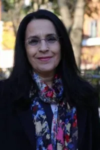 Ayşe Hür