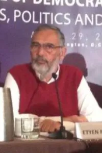 Etyen Mahçupyan