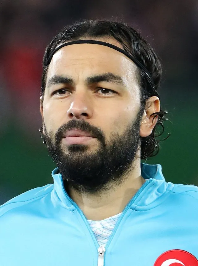 Selçuk İnan portresi