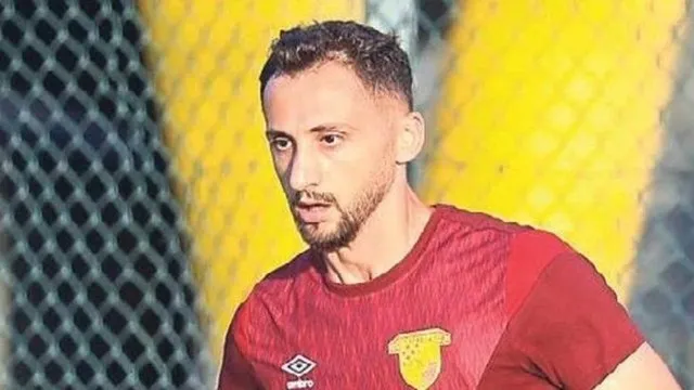 Ali Değer portresi