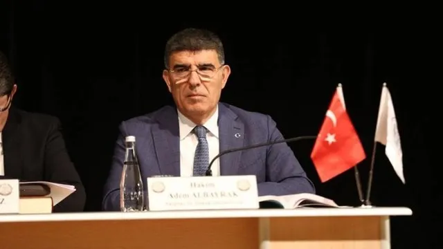 Adem Albayrak portresi