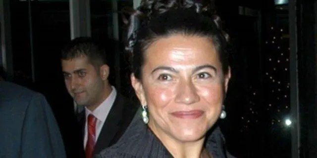 Filiz Şahenk portresi