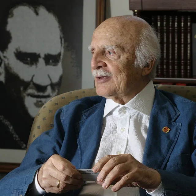 Can Kıraç portresi