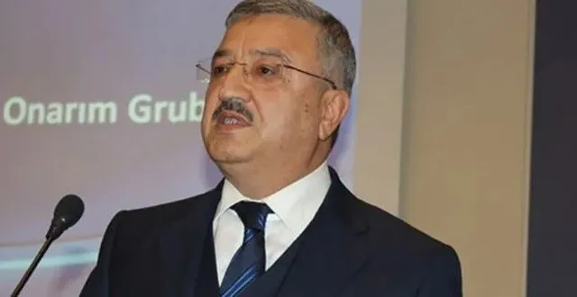 Necip Nasır portresi