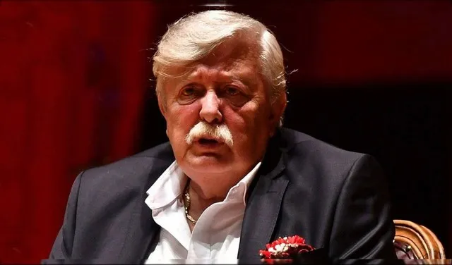 Aziz Nafis Üstel portresi