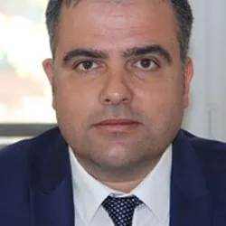 Selami Özyaşar portresi