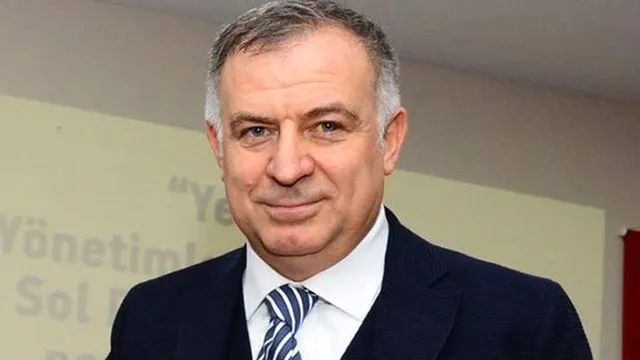 Gökan Zeybek portresi
