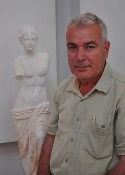 Turgut Pura portresi