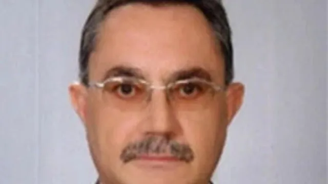 Mehmet Cihat Özönder portresi