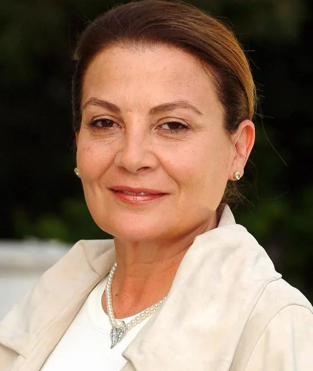 Aliye Uzunatağan portresi