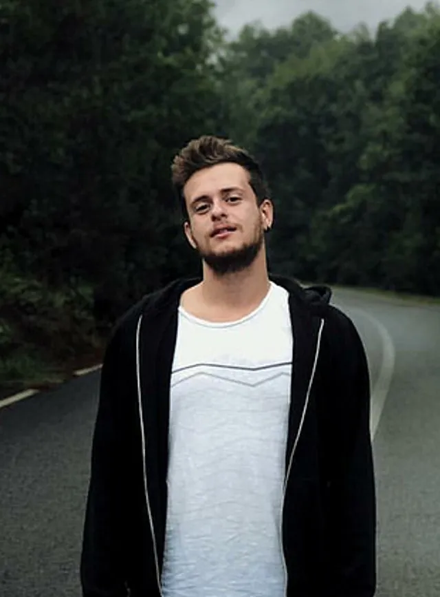 Alper Rende portresi