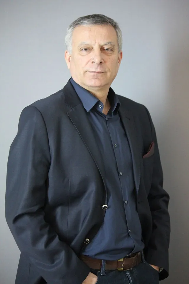 Aziz Sarvan portresi