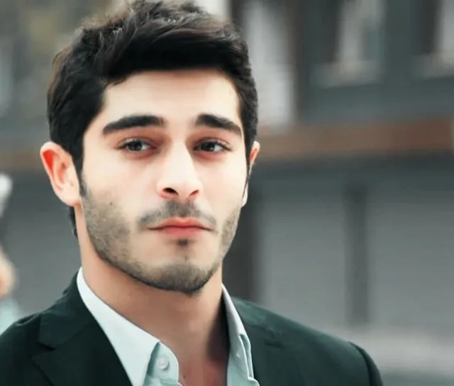 Burak Deniz portresi