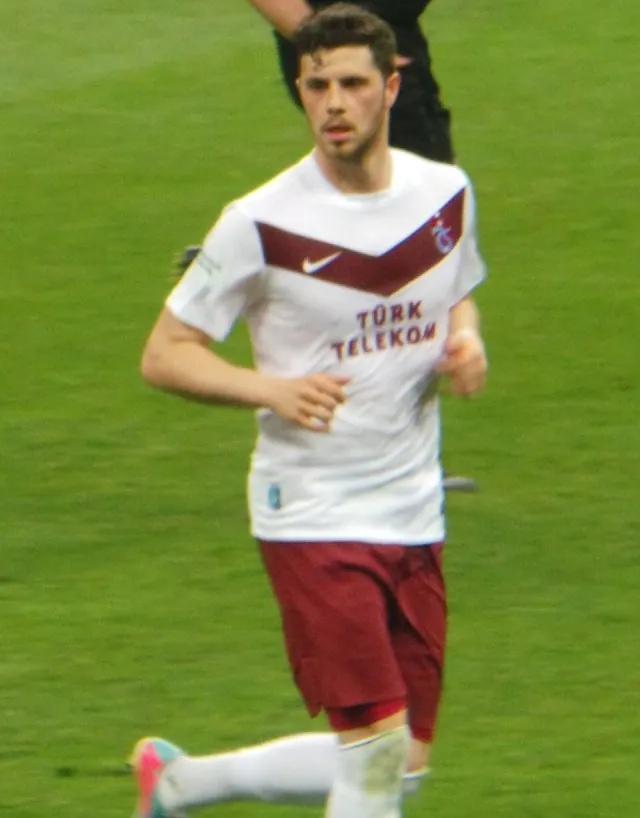 Aykut Akgün portresi
