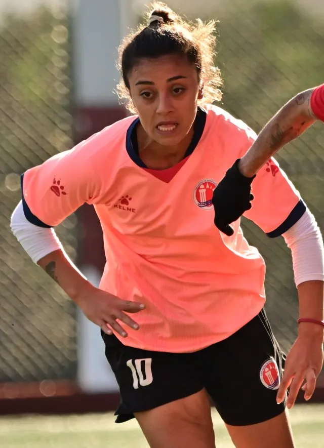 Ayşenur Büyükciğer portresi