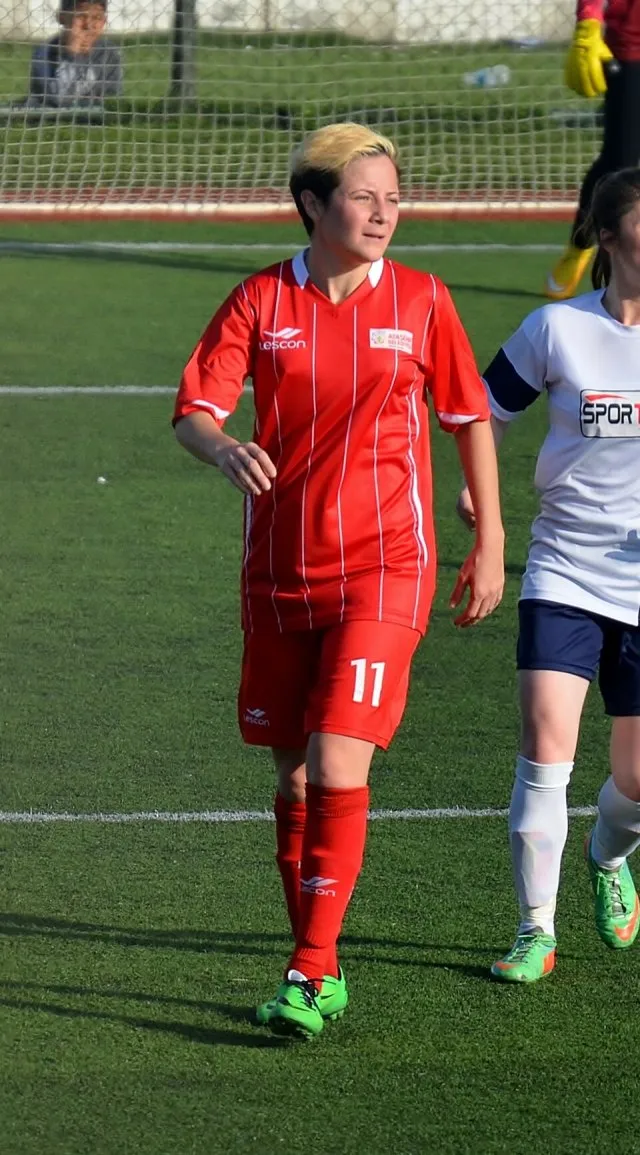 Hatice Bahar Özgüvenç portresi