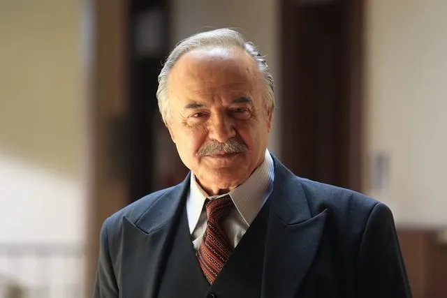 Çetin Tekindor portresi