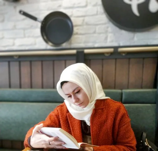Handan Acar Yıldız portresi