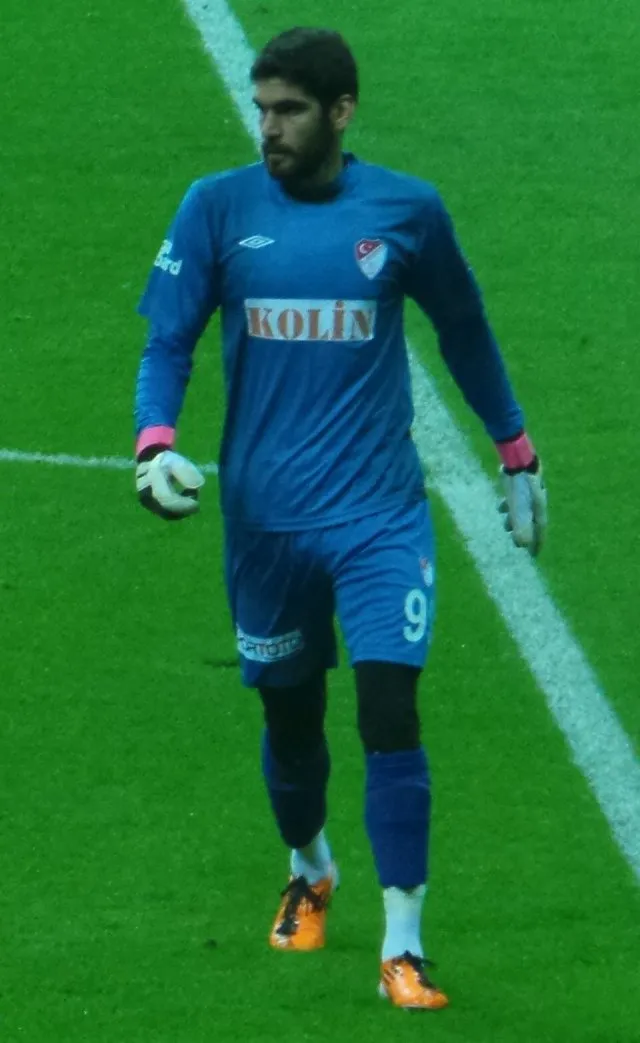 Zülküf Özer portresi