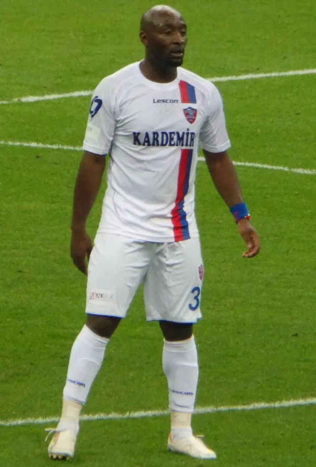 Lomana LuaLua portresi