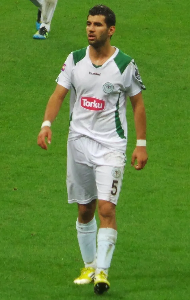 Selim Ay portresi