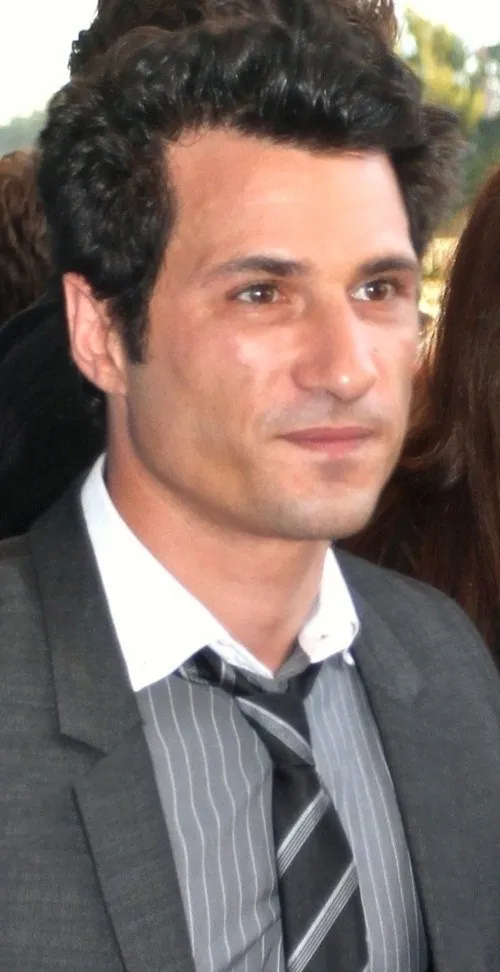 Hal Ozsan portresi