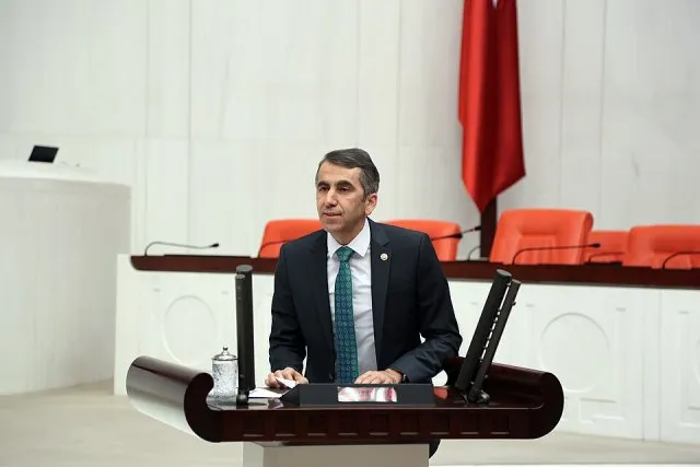 Serkan Topal portresi