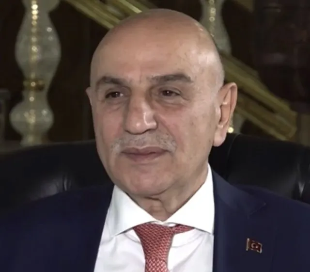 Turgut Altınok portresi