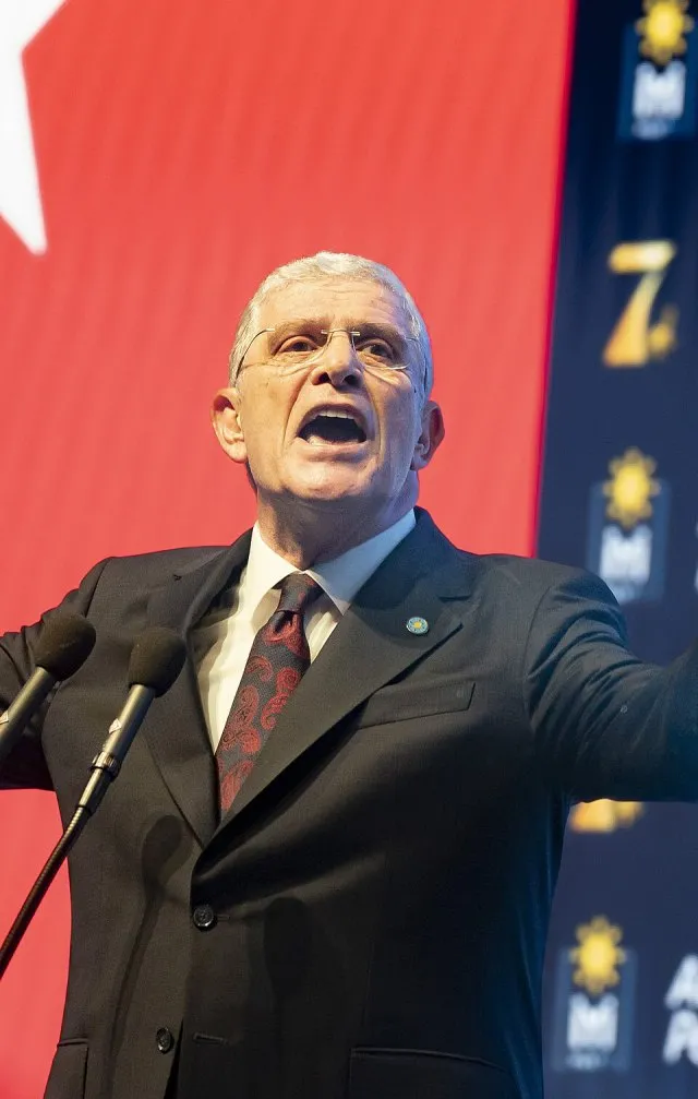 Müsavat Dervişoğlu portresi