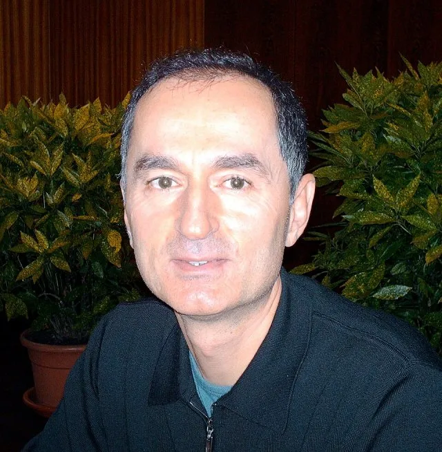 Osman Engin portresi