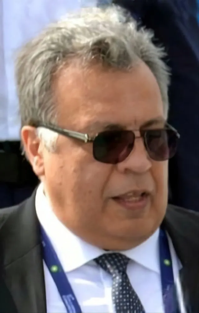 Andrey Karlov portresi