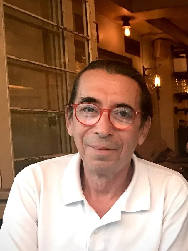 Cüneyt Ayral portresi