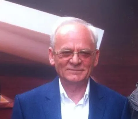 Mustafa Özçelik portresi