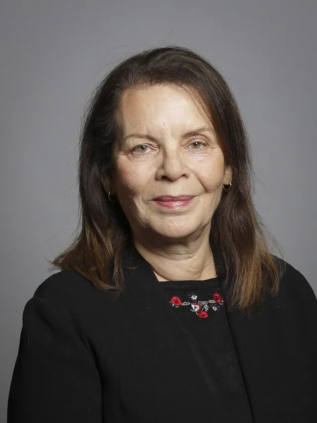 Meral Hussein-Ece portresi