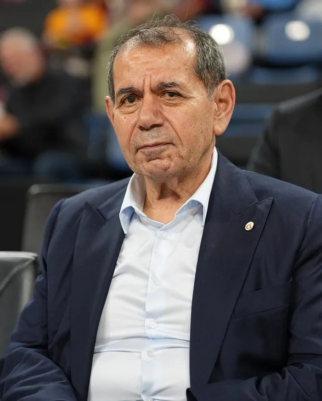 Dursun Özbek portresi