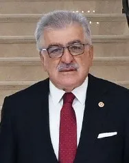 Şamil Ayrım portresi