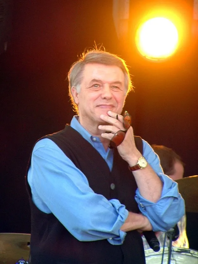 Salvatore Adamo portresi