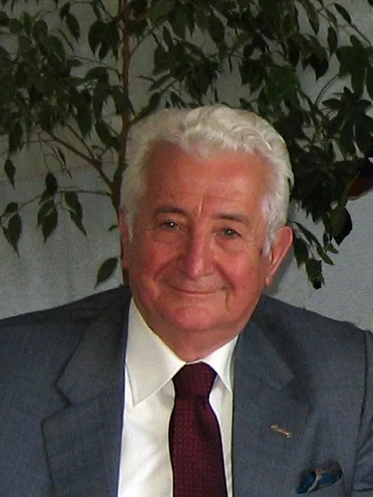 Orhan Karaveli portresi