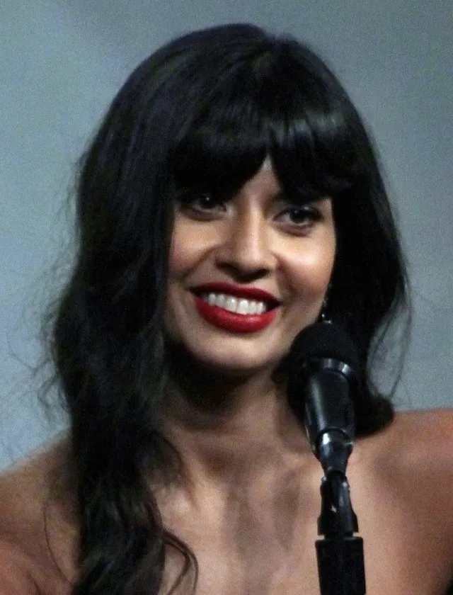 Jameela Jamil portresi