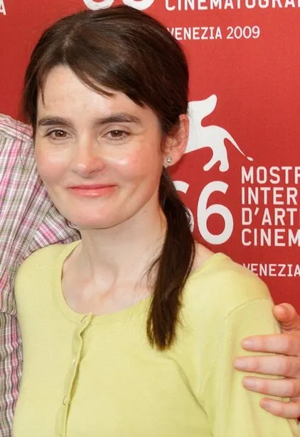 Shirley Henderson portresi