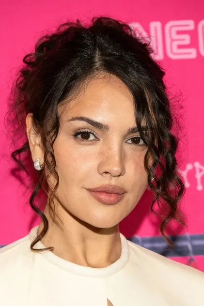 Eiza González portresi