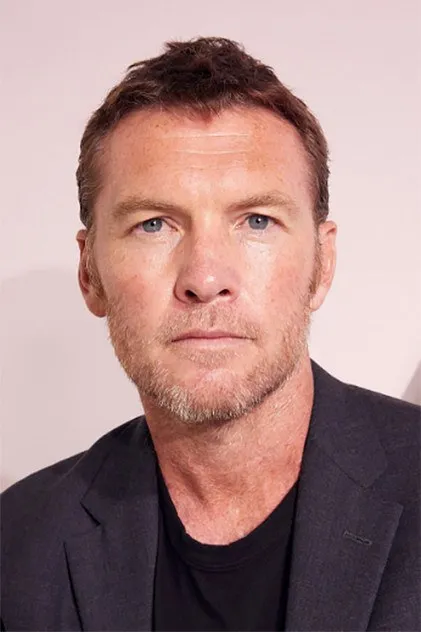 Sam Worthington portresi