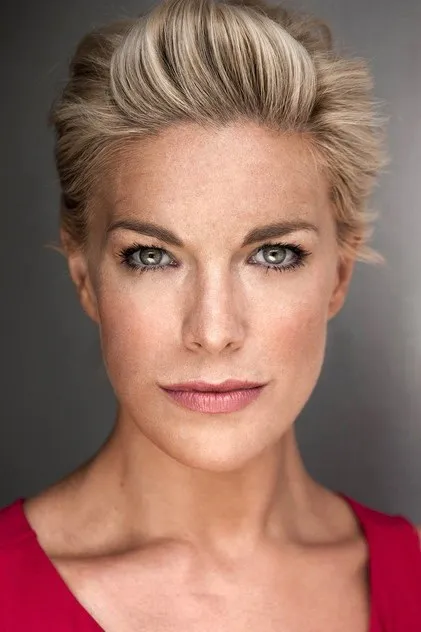 Hannah Waddingham portresi