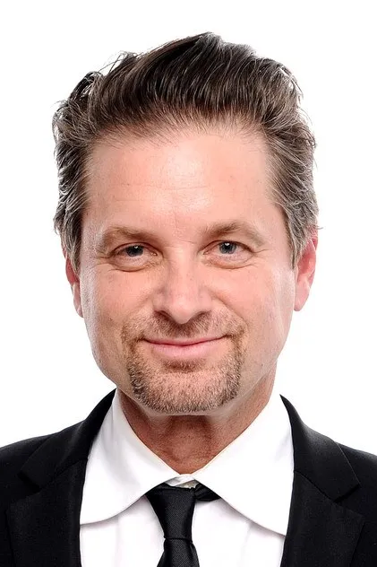 Shea Whigham portresi
