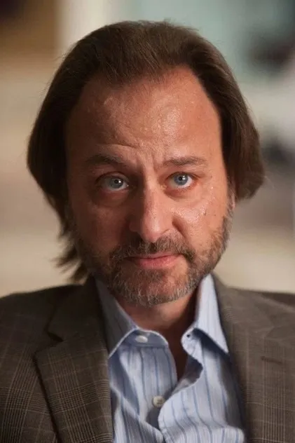 Fisher Stevens portresi