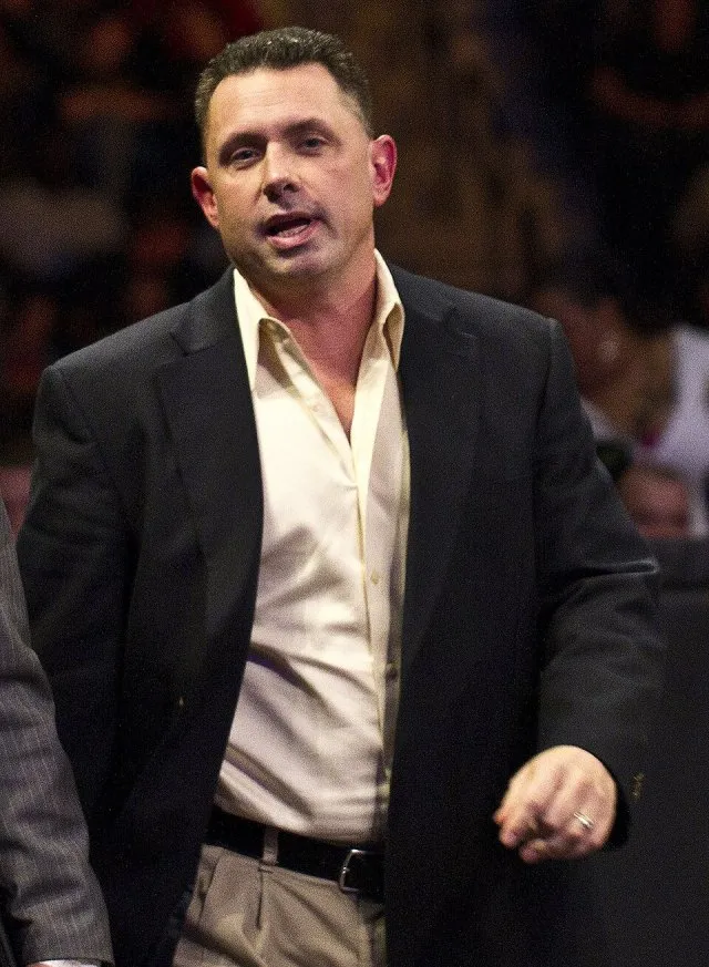Michael Cole portresi