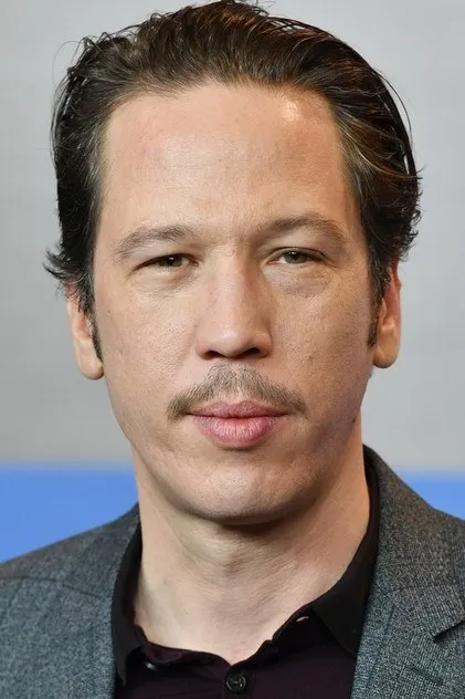 Reda Kateb portresi