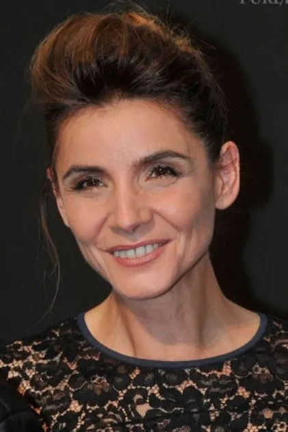 Clotilde Courau portresi