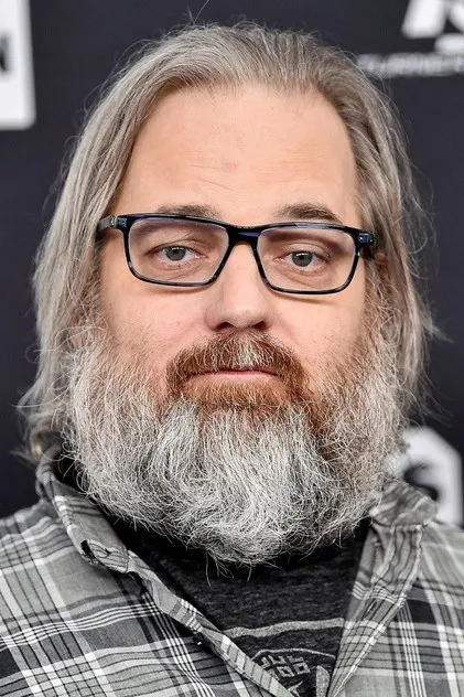 Dan Harmon portresi