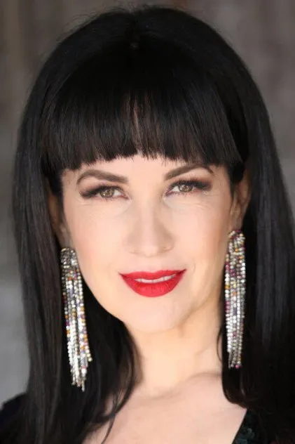 Grey DeLisle portresi